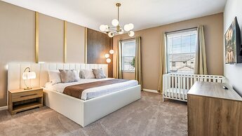 Luxury Home: Pool, Theater, Near Disney