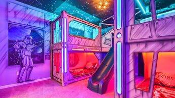 Luxury Home: Pool, Theater, Near Disney