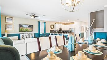 Elegant Home With Resort Amenities, Gameroom