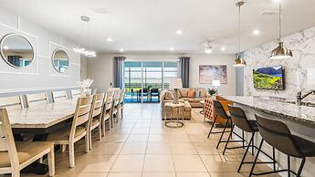 Magical Getaway With Themed Rooms & Amenities