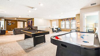 Magical Getaway With Themed Rooms & Amenities