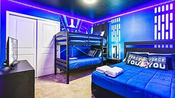 Magical Getaway With Themed Rooms & Amenities