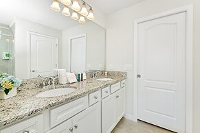 5BR Modern Villa in Soltera Resort, Disney, Pool