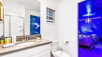 Themed 5BR Pool Home in Championsgate Close2disney