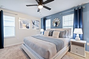 Windsor Island Superheroes And Wizards 2160