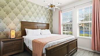 Elegant Orlando Home: Pool, Spa & Theme Parks