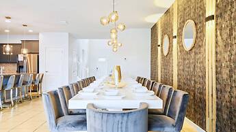 Elegant Orlando Home: Pool, Spa & Theme Parks