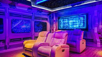 Elegant Orlando Home: Pool, Spa & Theme Parks