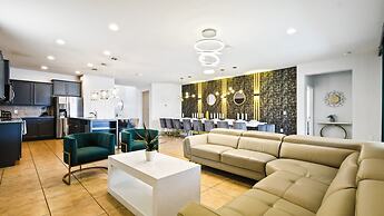 Elegant Orlando Home: Pool, Spa & Theme Parks