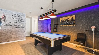 Elegant Orlando Home: Pool, Spa & Theme Parks