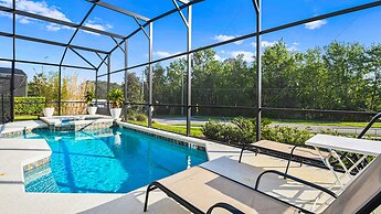 Spacious 12-bed Villa With Pool & Resort Amenities