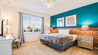 Spacious 12-bed Villa With Pool & Resort Amenities