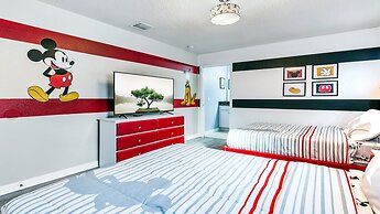 Family-friendly Oasis With Game Room & Pool