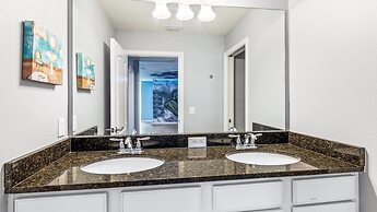 Family-friendly Oasis With Game Room & Pool