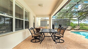 Home With Lakeview Close to Disney w Pool