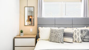 Storey Lake 5br Family Townhome w Pool Near Disney