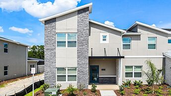 Storey Lake 5br Family Townhome w Pool Near Disney