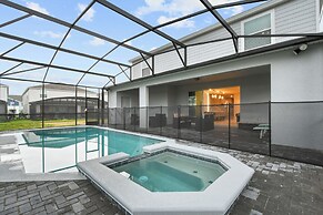 Luxury Family Escape at Windsor Island Orlando