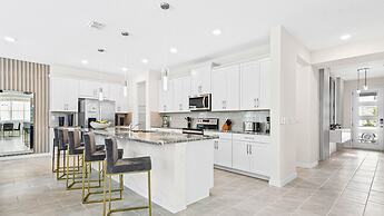 Family-friendly Villa With Pool & Game Room