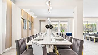 Family-friendly Villa With Pool & Game Room