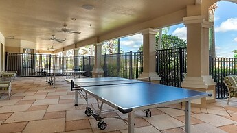 Disney & Star Wars Haven: 6br, Pool & Game Room!