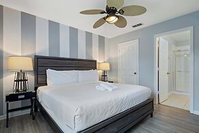 Disney & Star Wars Haven: 6br, Pool & Game Room!