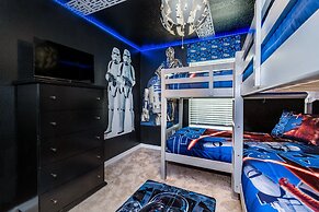 5BR Modern Home Near Disney, Themed Rooms, Pool