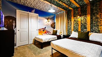 Extraordinary 10br Private Pool Spa Near Disney