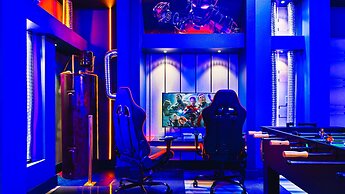 Extraordinary 10br Private Pool Spa Near Disney