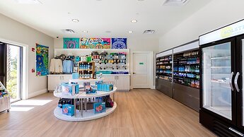 Luxury Getaway: Pool, Spa, Games, Theater