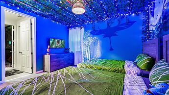 Luxury Getaway: Pool, Spa, Games, Theater