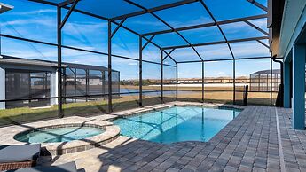 Luxury Getaway: Pool, Spa, Games, Theater