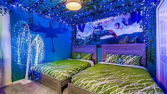 Luxury Getaway: Pool, Spa, Games, Theater