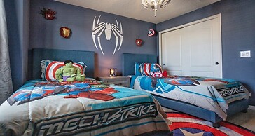 Family Kissimmee 5BR Home Pool/loft/tub