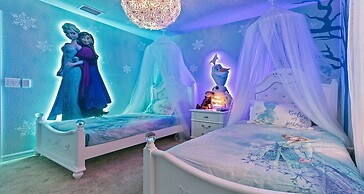 Family Kissimmee 5BR Home Pool/loft/tub