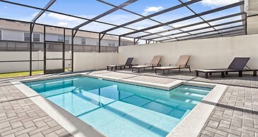 Family Kissimmee 5BR Home Pool/loft/tub