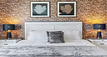 Family Kissimmee 5BR Home Pool/loft/tub