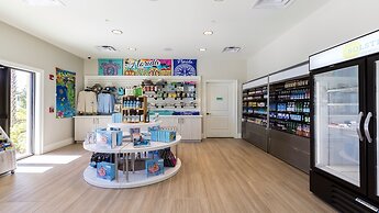 Solara Resort Lakeview Pool Villa 2105