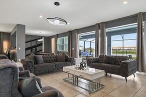 Solara Resort Lakeview Pool Villa 2105