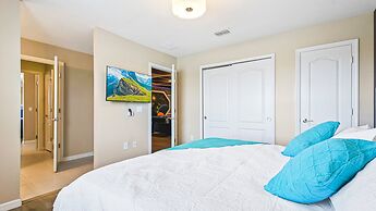 Windsor At Westside 8BR Pool Spa Near Disney 2301