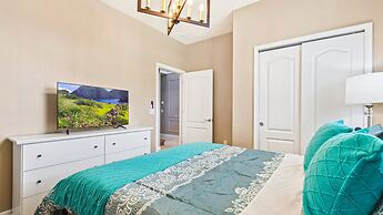 Windsor At Westside 8BR Pool Spa Near Disney 2301