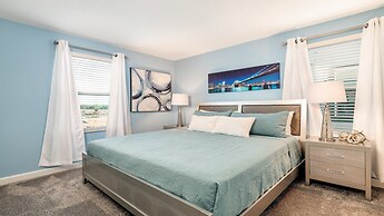 Family-friendly Home With Pool & Movie Theater