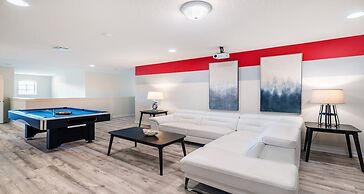 Family Fun: Pool, Spa, Games in Luxury Resort