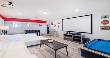 Family Fun: Pool, Spa, Games in Luxury Resort