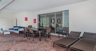 Family Fun: Pool, Spa, Games in Luxury Resort