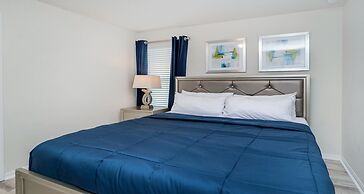 Family Fun: Pool, Spa, Games in Luxury Resort