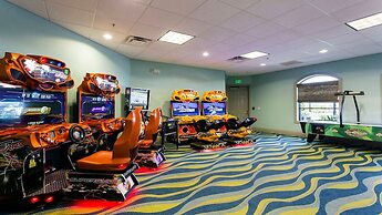 Elegant Retreat With Private Pool & Spa