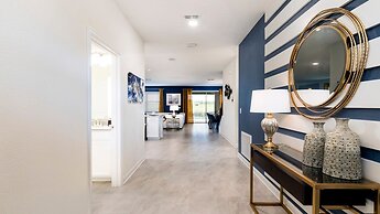 Spacious Villa With Private Pool & Games