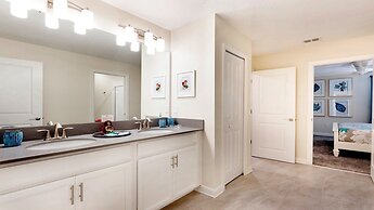 Spacious Villa With Private Pool & Games