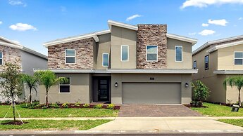 Spacious Villa With Private Pool & Games